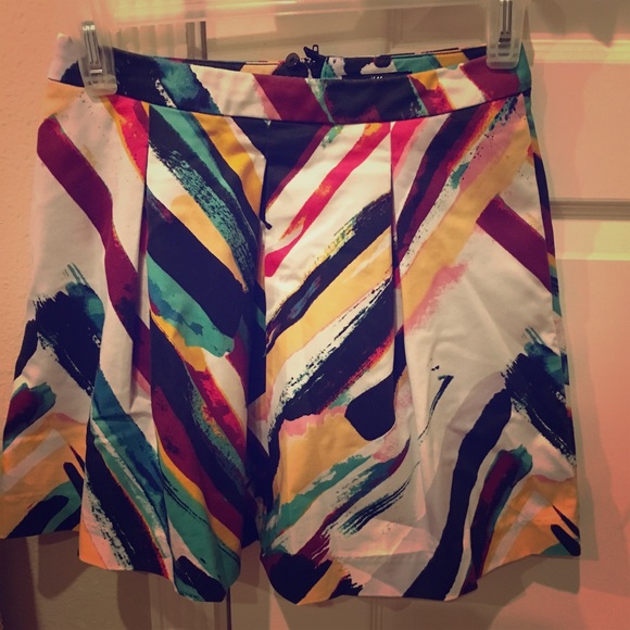H&M high wasted paint skirt with pockets