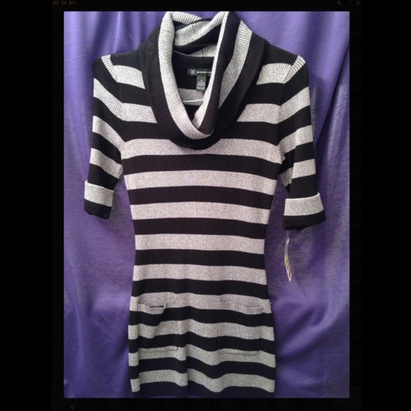 🎉 INC black and silver turtle neck with pockets - Picture 1 of 3