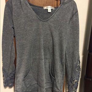 Light grey wash casual hoodie. Half lace sleeve.