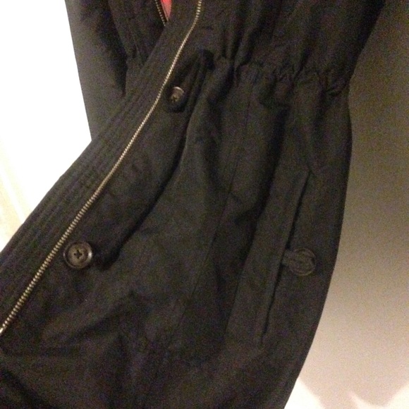 Black all weather parka ✨SOLD✨ - Picture 3 of 3