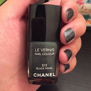 Chanel nail polish at black pearl color