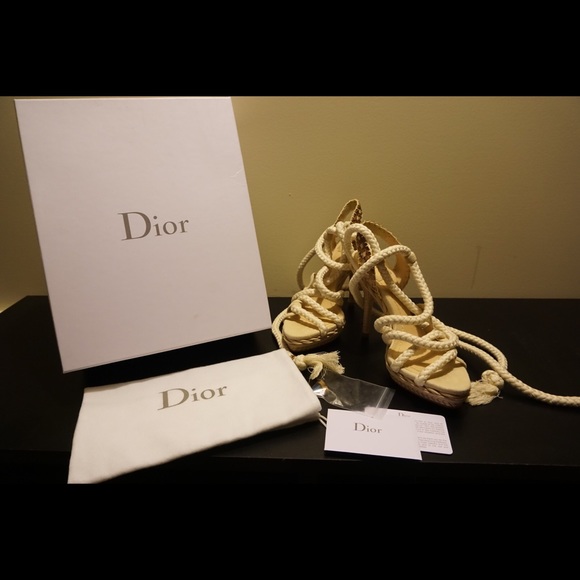 Dior runway Tahiti sandals NWB - Picture 2 of 4