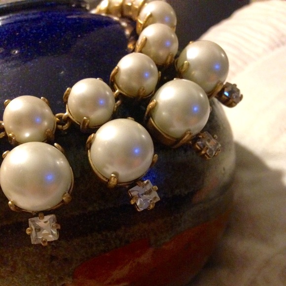 J. Crew pearl and crystal statement necklace - Picture 3 of 4