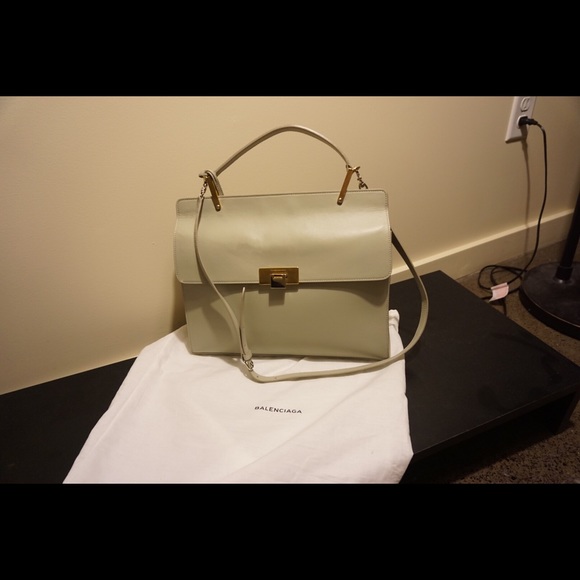 Balenciaga Le dix Cartable M Pearl grey - Picture 2 of 4