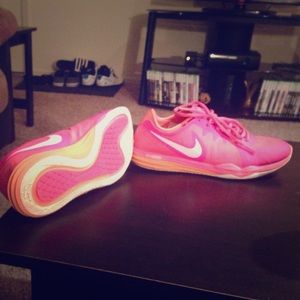 Nike Dual Fusion Tr 3 Pink Running Shoes