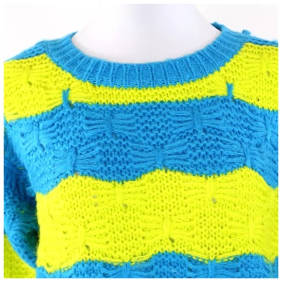 ‼️LAST CALL PRICE FIRM Oversize Sweater - Picture 2 of 4