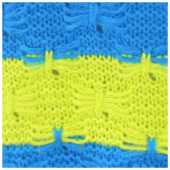 ‼️LAST CALL PRICE FIRM Oversize Sweater - Picture 3 of 4