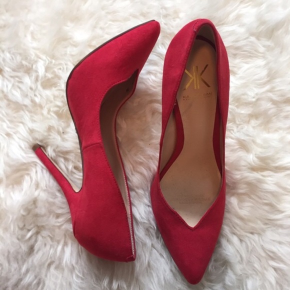 Sexy red heels