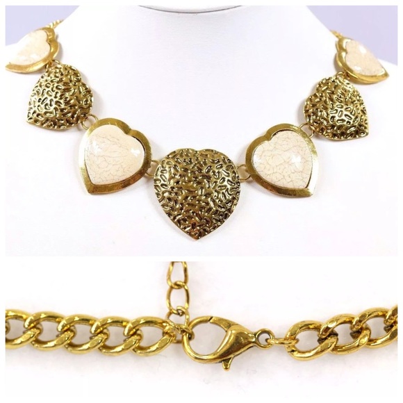 ‼️LAST CALL PRICE FIRM Ivory Gold Heart Necklace - Picture 4 of 4