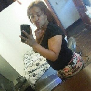 Meet your Posher, Briana