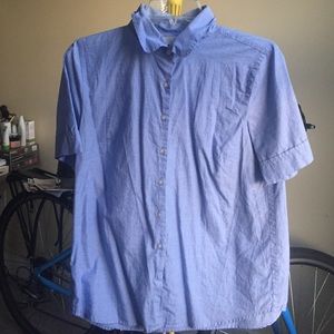 Light blue short-sleeved blouse