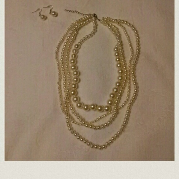 Bracelet and necklace
