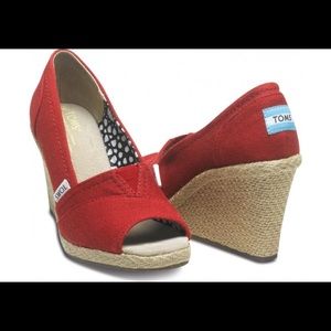 Toms red wedges women's size 8