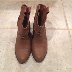 Charles Albert chunky low heel booties.