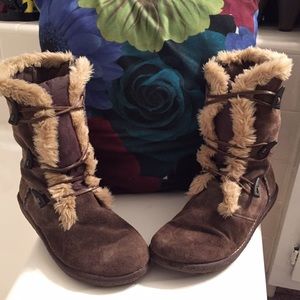 🎉Cozy Taupe Earth Boots!🎉