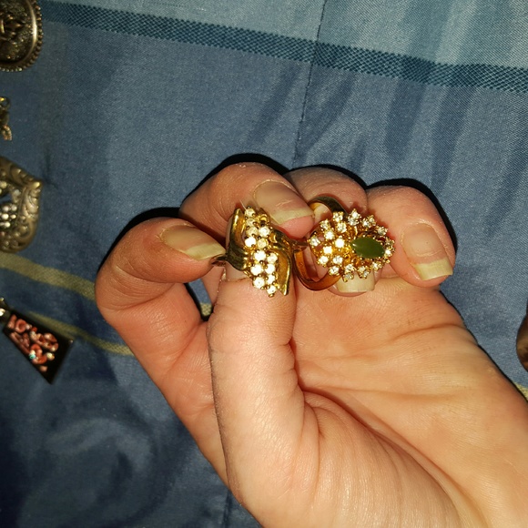 Random jewelry - Picture 2 of 4