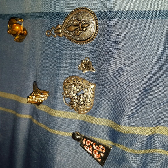 Random jewelry - Picture 3 of 4