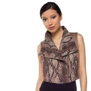 K-Dash by Kardashian Chic Python Vest 🐍💕