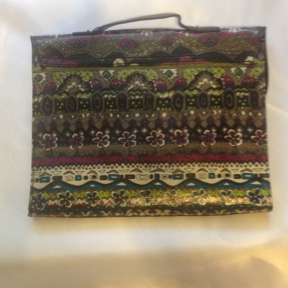 Multi-print Clutch - Picture 2 of 2