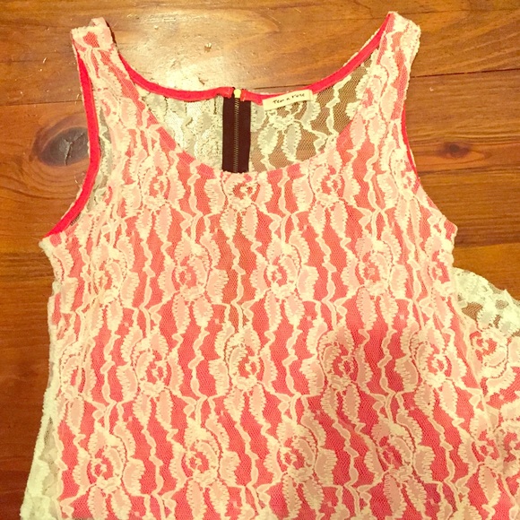 ❤️❤️❤️Coral and lace dress - Picture 1 of 4