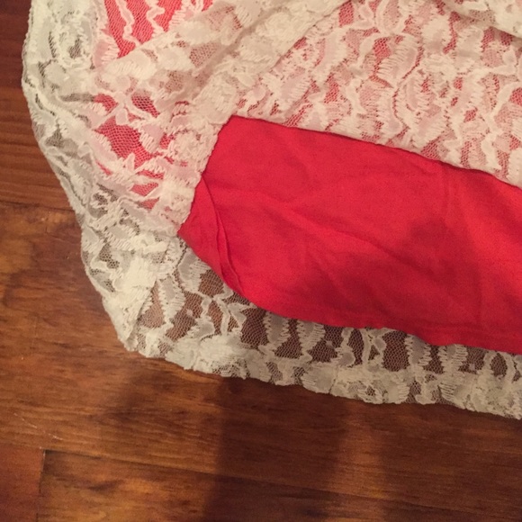 ❤️❤️❤️Coral and lace dress - Picture 3 of 4