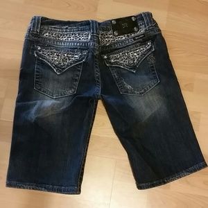 Miss Me Bermuda shorts