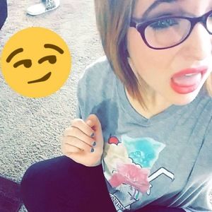 Meet your Posher, Markee