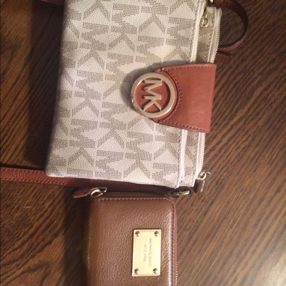 Michael Kors crossbody and square wallet