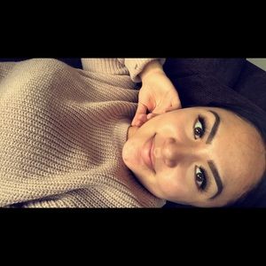 Meet your Posher, Michaela