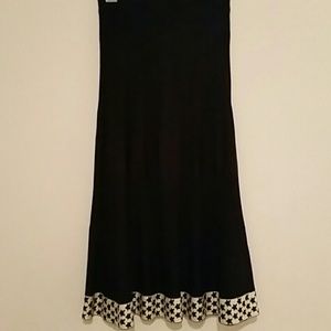 Black and white sweater skirt