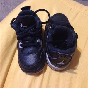 Jordan's sz 6c