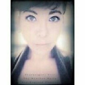 Meet your Posher, Shana