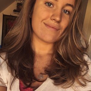 Meet your Posher, Christine