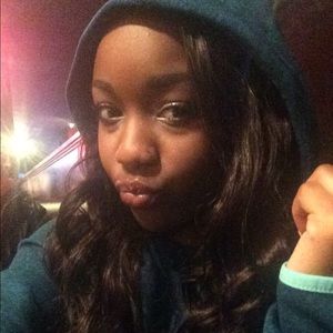 Meet your Posher, Jasmine