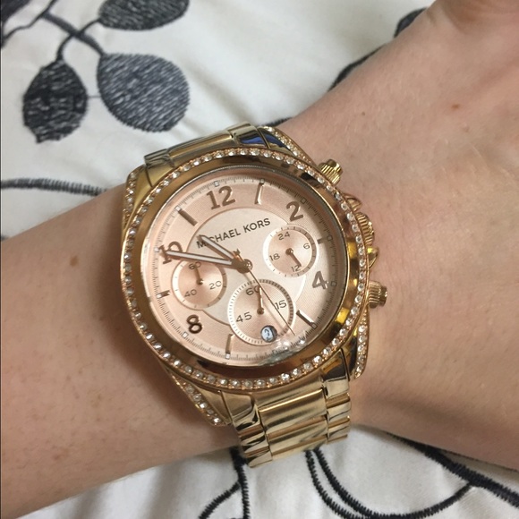 Michael Kors rose gold watch