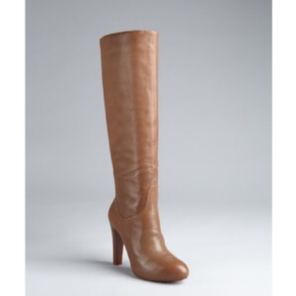 Ellie Tahari Ramsy high shaft boots in brown sz 8
