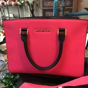 Authentic Michael Kors purse and wallet