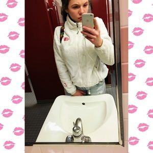 Meet your Posher, Jilliena