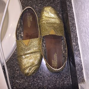 GOLD TOMS!!
