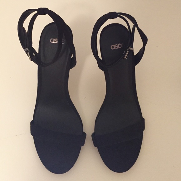 SOLD ON ANOTHER SITE: Black suede ASOS heels. - Picture 2 of 4