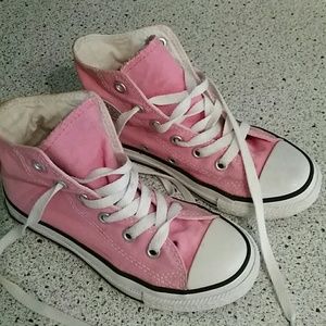 Converse canvas shoes for girls