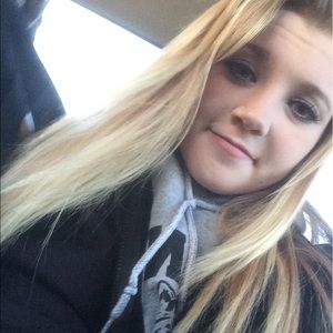 Meet your Posher, Lexi