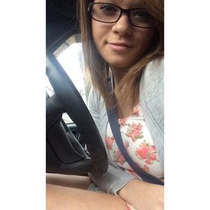 Meet your Posher, Kaya