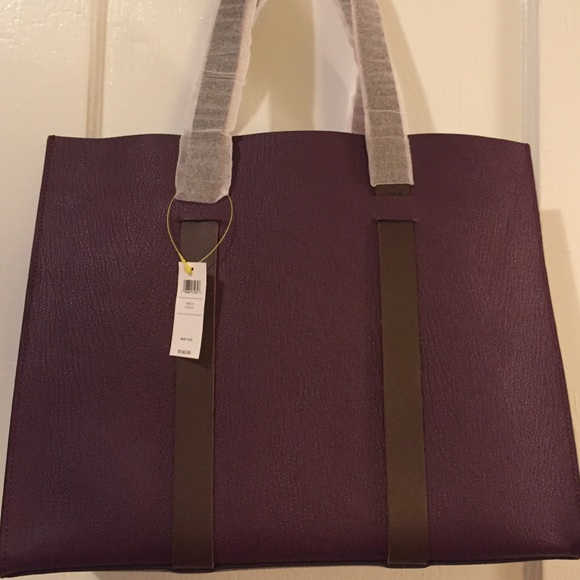 Kate Spade Saturday boxy tote. Brand new w tag