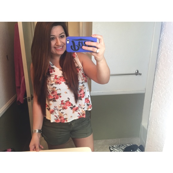 Meet your Posher, Bernice