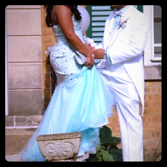 Prom dress and accessories - Picture 1 of 4