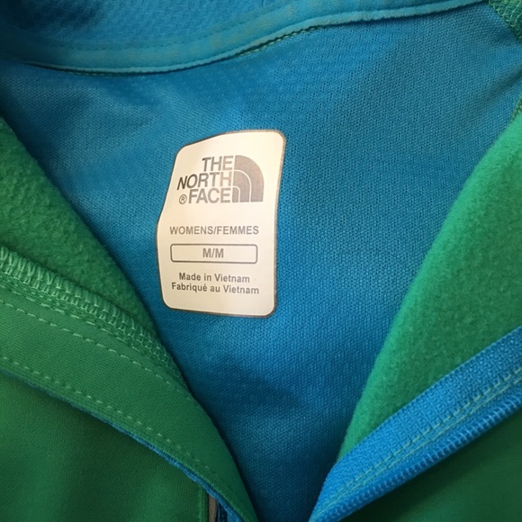 North Face 1/4 zip sweatshirt - Picture 2 of 3