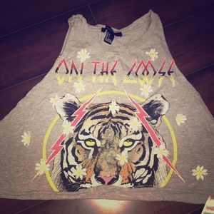 ✨Cool crop top ✨ON THE LOOK 🐯