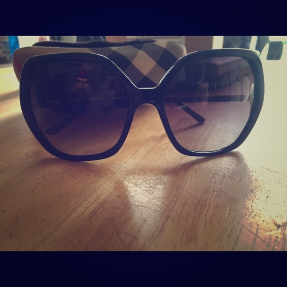 Burberry sunglasses