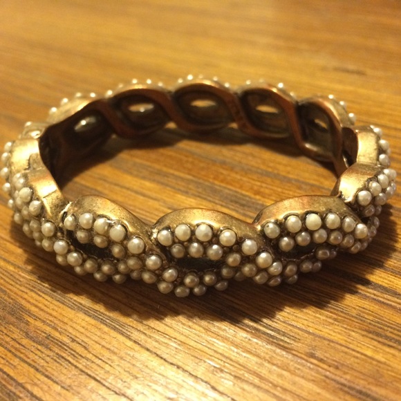J. Crew pearl bangle